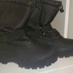 Boys Snow Boots Worn 1 time